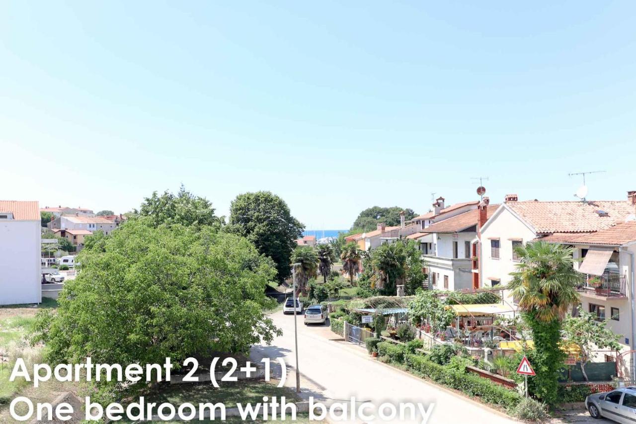 Sunshine Apartments Funtana With Balcony And Sea View Exterior photo