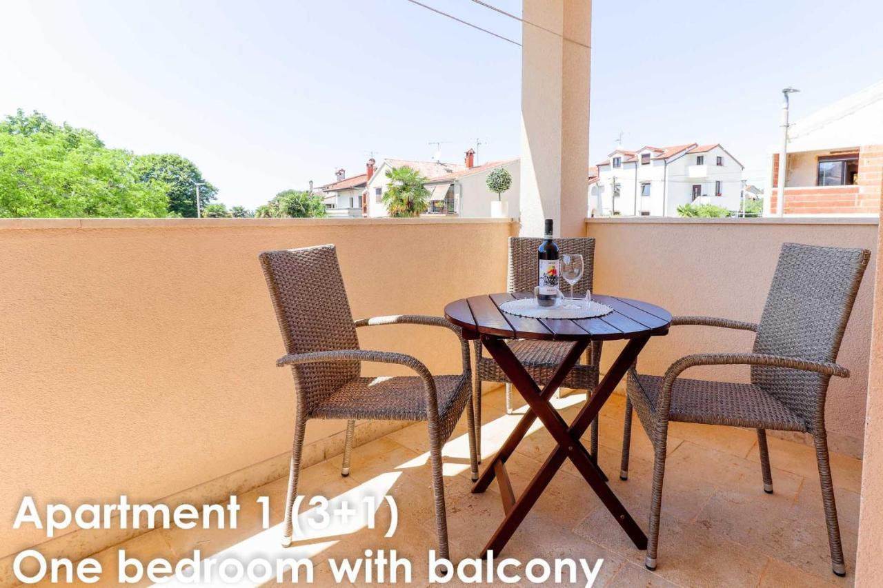 Sunshine Apartments Funtana With Balcony And Sea View Exterior photo